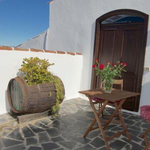 One-Bedroom Apartment (2 Adults)