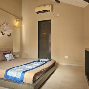 Double Room with Pool View