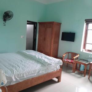 Queen Room with Garden View