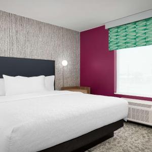 One-Bedroom King Suite