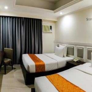 Deluxe Double or Twin Room with Lake View