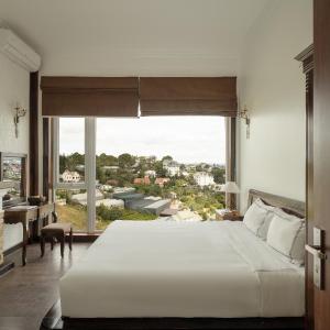 Deluxe Double Room with Bath
