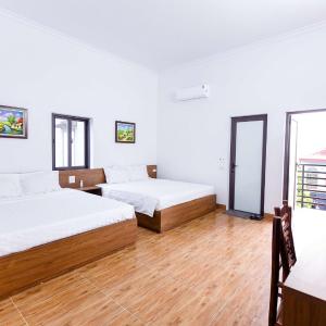 Family Suite with Balcony