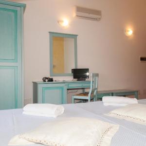 Standard Single Room with Mountain View