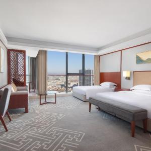Family Double, Guest room, 2 Double, City View