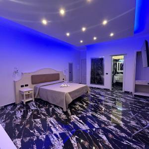 King Suite with Spa Bath