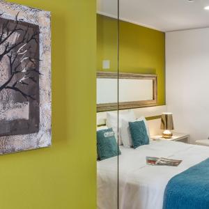 Luxury One-Bedroom Apartment with Terrace