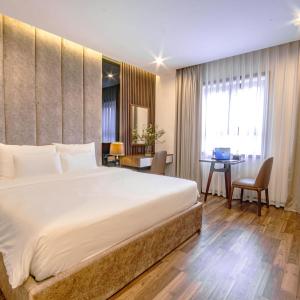 Superior Double or Twin Room with City View