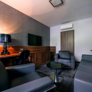 Suite with Spa Bath