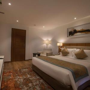 Superior King Room - Non-Smoking