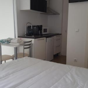 Bungalow (2 Adults)