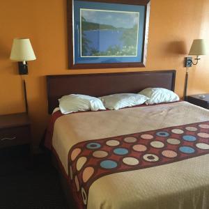 King Room - Non-Smoking