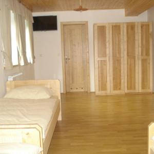 Triple Room with Shower