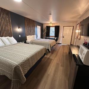 Quadruple Room with Bath