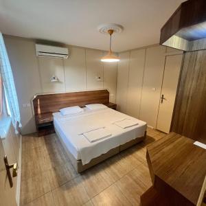 Suite with Garden View