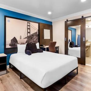 Queen Room - Disability Access
