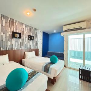  Studio S Room