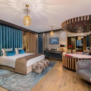 Apartment Grand Suite with Jacuzzi