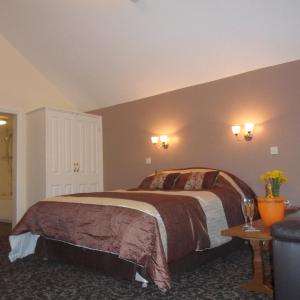 King Ensuite
