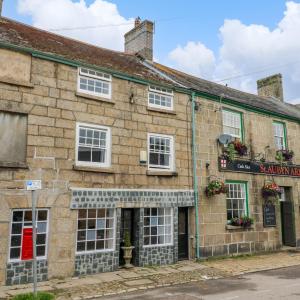hotelImage