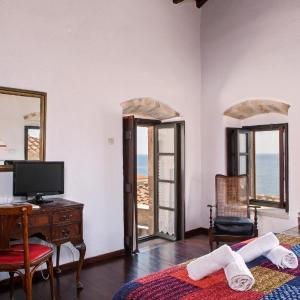 Superior Triple Room with Balcony