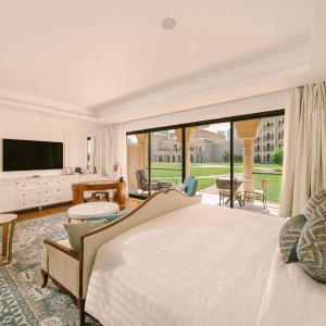 Royal Mansion Arabian King Room