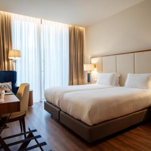 Deluxe Twin Room with Balcony