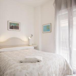Double or Twin Room with Private Bathroom