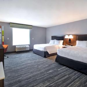 Queen Room with Bath Tub - Mobility Access/Non-Smoking