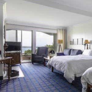 Deluxe Queen Room with River View