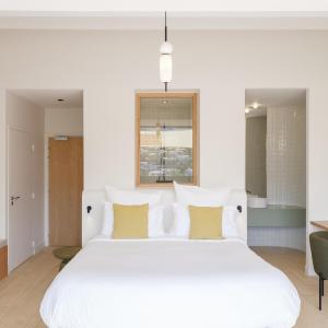 Albères - Double Room with Terrace and Outdoor Bathtub - Mountain View 