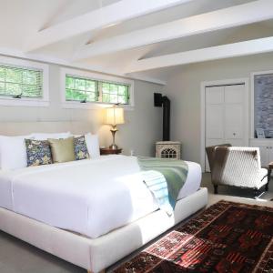 Queen Suite
