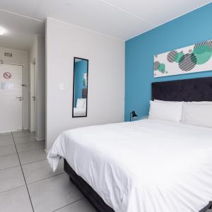 One-Bedroom Standard Apartment