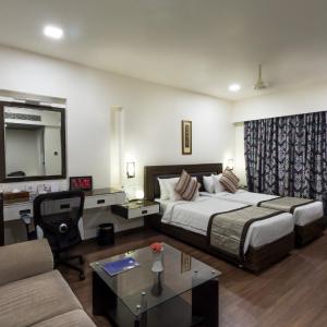 Deluxe Double or Twin Room