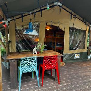 Tent (4 Adults) Lampetee- Safari