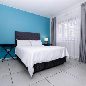 Two-Bedroom Deluxe Apartment