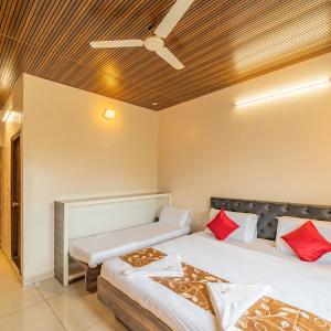 Triple Room with Terrace