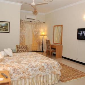 Deluxe Single Room