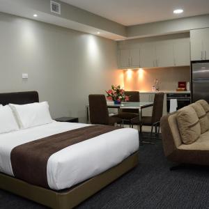 Studio Apartment