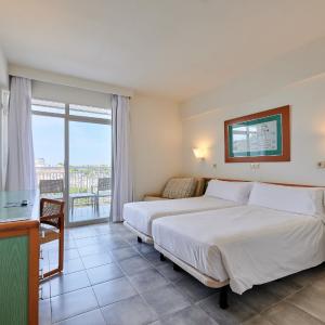 Double Room Pool View