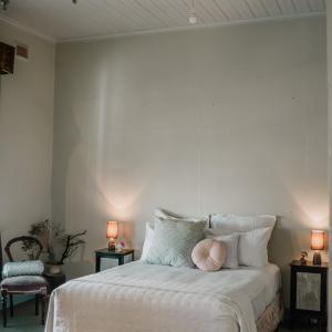 Five-Bedroom Apartment