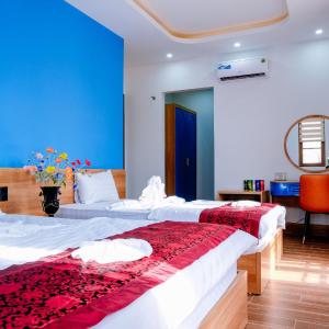 Triple Room with City View