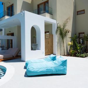 Double Room with Pool View