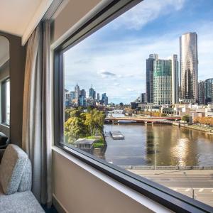 Standard King Room with Casino View