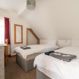 Classic Quadruple Room