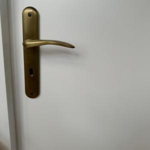 Single Room with Private Bathroom Without Window