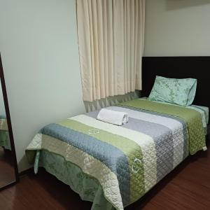 Single Room with Shared Bathroom