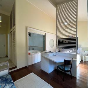 Deluxe Double Room with Bath