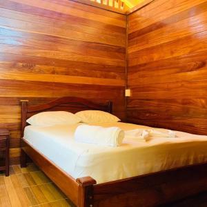 Standard Twin Room with Garden View