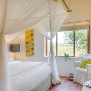 Stable Cottage (Minimum 4 Guests)
